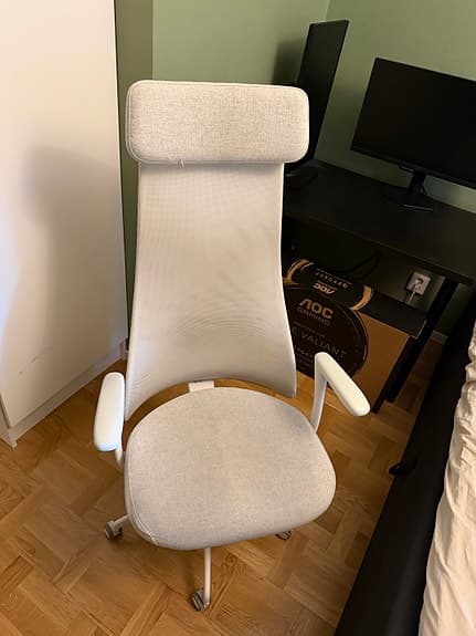 Kontorsstol från Mio (en utgående modell) nypris 1800:-