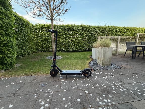 E-Wheels E2S V2 LR elsparkcykel svart