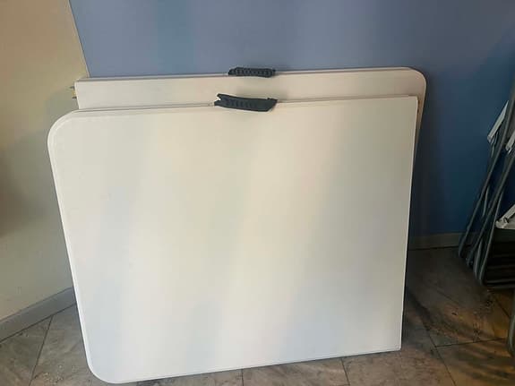 Hopfällbara bord