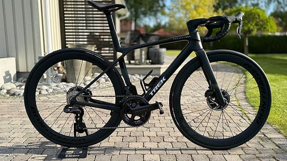 Trek Madone SLR 7 GEN 8 Projekt One - Nyskick