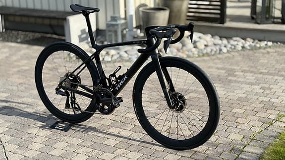 Trek Madone SLR 7 GEN 8 Projekt One - Nyskick