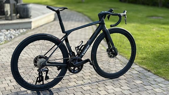 Trek Madone SLR 7 GEN 8 Projekt One - Nyskick