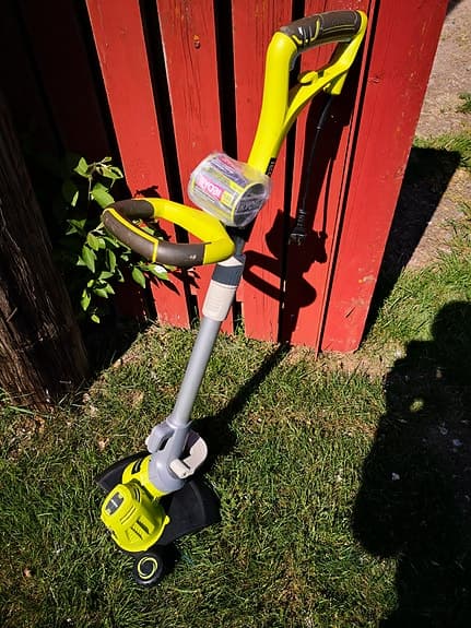 Ryobi grästrimmer 220v/700w.
