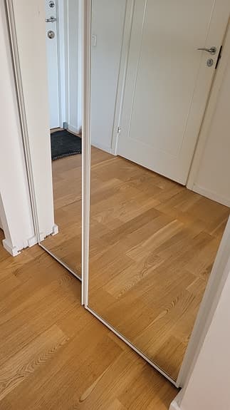 Elfa spegelskjutdörrar
