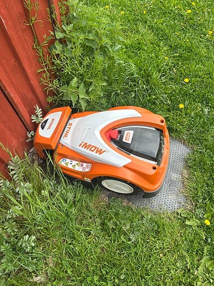Stihl iMow robotgräsklippare orange