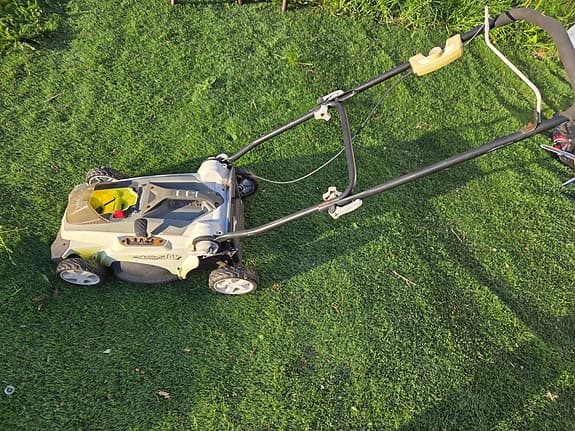 Gräsklippare ryobi 36v batteridriven