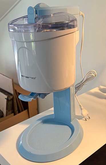 Emerio glassmaskin blå, ny