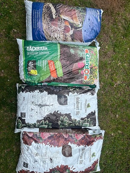 Trädgårdsmaterial Hasselfors/Gardol täckbark, flis och lecakulor 40L