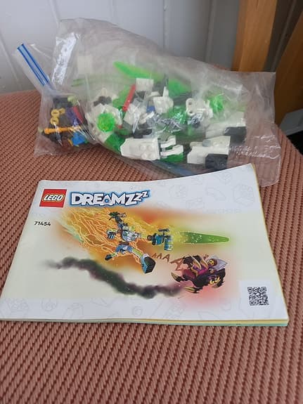 LEGO DREAMZzz 71454 byggset robot med manual