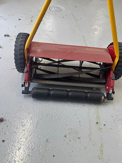 Handdriven cylindergräsklippare Klippo