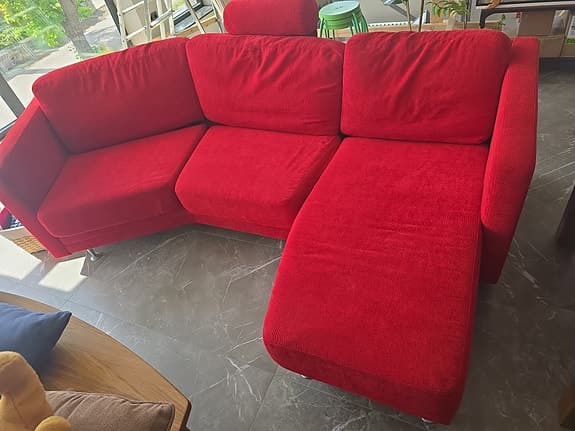 Röd soffa