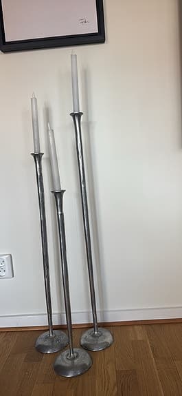 Golvljusstakar Grand Gallery 3/sett. Nypris 1298:-  Dom är i Nyskick!