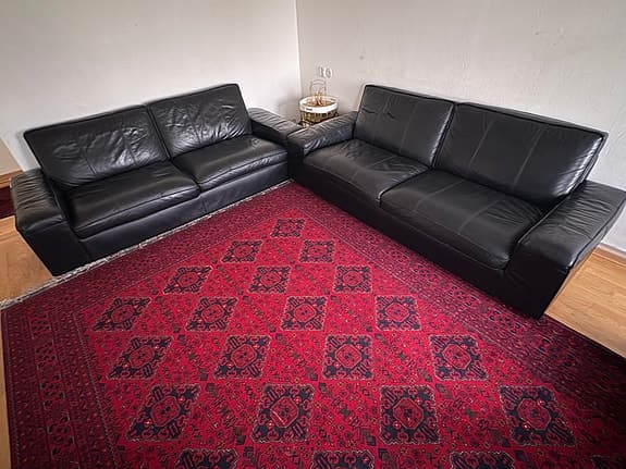 Två st Kivik 3-sits soffor i läder från IKEA