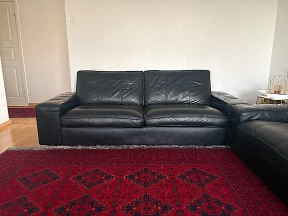 Två st Kivik 3-sits soffor i läder från IKEA