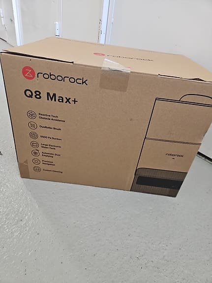 Roborock Q8 Max+ robotdammsugare med Auto-Empty Dock
