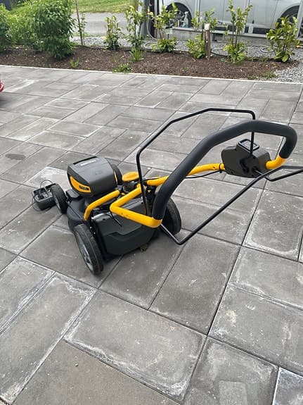 Stiga batterigräsklippare gul/svart