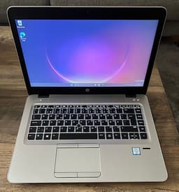 Bärbar Dator ( i5 - 256gb - 14 tum- Windows 11)