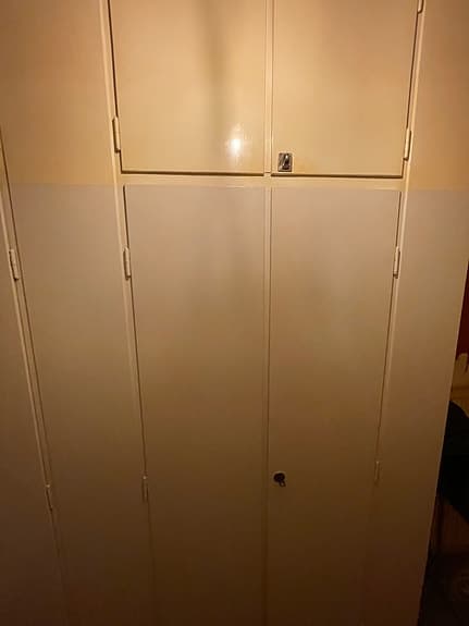 Original funkis köksinredning 1930–40-tal - tidstypisk förvaring