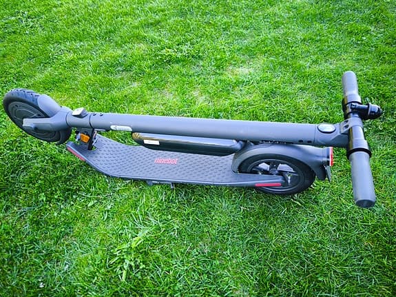 Laglig Ninebot elsparkcykel med extra batteri