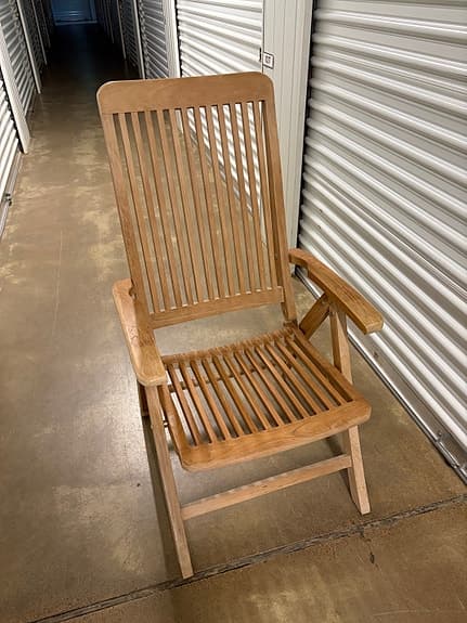 Utestolar i teak (Fiber Sthlm)