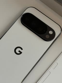 Google Pixel 10 Pro 256GB – nyskick, använd ca 1 dag