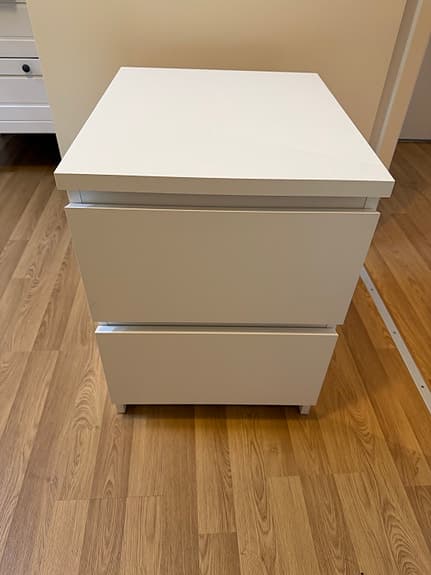 2 st IKEA MALM sängbord/byråer