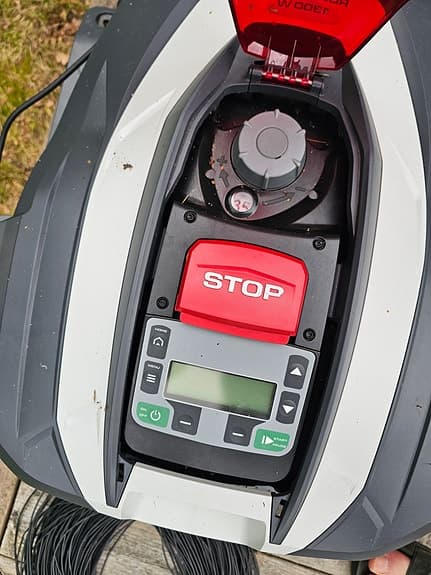 AL-KO Robolinho 1300 W Robotgräsklippare – Komplett med laddstation