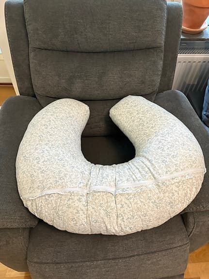 Hemtex amningskudde med överdrag
