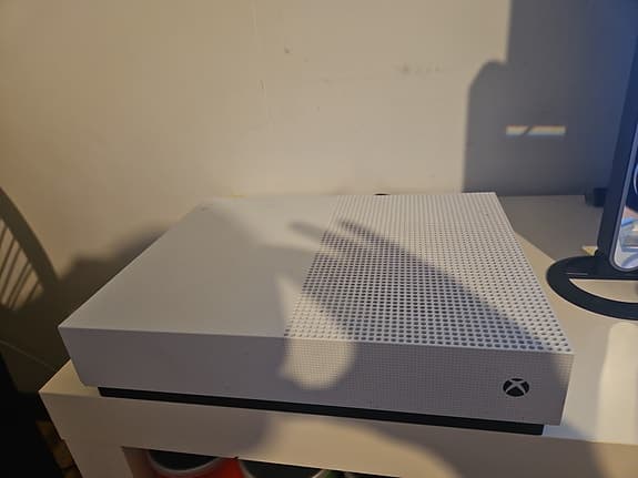 Microsoft Xbox One spelkonsol vit