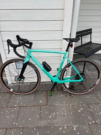 Bianchi Impulso Pro gravelcykel  i toppskick. Stl L