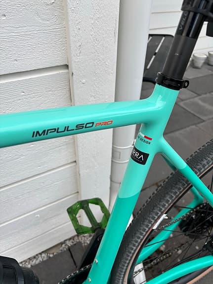 Bianchi Impulso Pro gravelcykel  i toppskick. Stl L