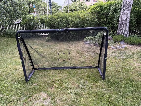 EXIT fotbollsmål svart