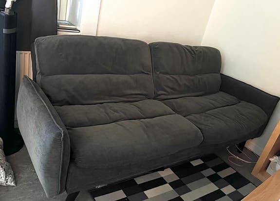 Bäddsoffa 2-sits mörkgrå