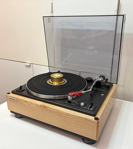 Pioneer PL-15D Skivspelare + Massiv Plint + Ny Audio-Technica pickup + Nål