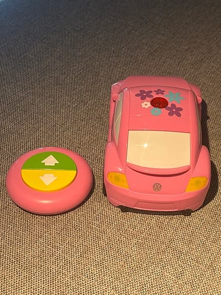 Batteridriven bil med fjärrkontroll