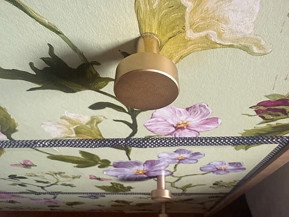 Blommig byrå