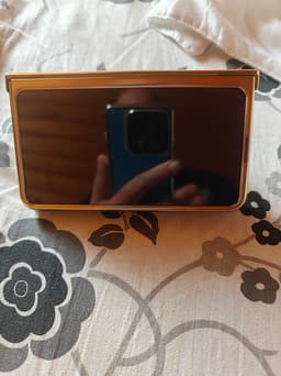 Google Pixel fold vit refurbed. Nyskick