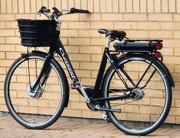 Elcykel Crescent Elina mycket fint skick