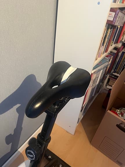 Kayoba motionscykel svart