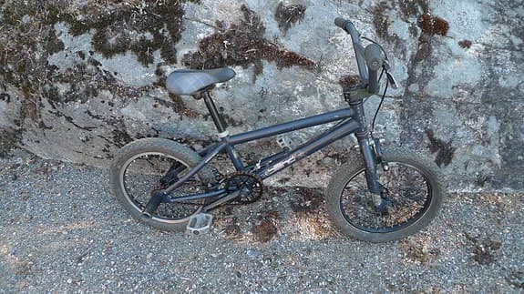 Mirra Bike Blend CO freestyle 16 tum funkar att användas direkt