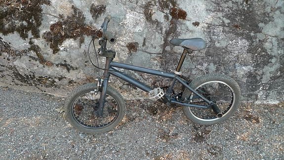 Mirra Bike Blend CO freestyle 16 tum funkar att användas direkt