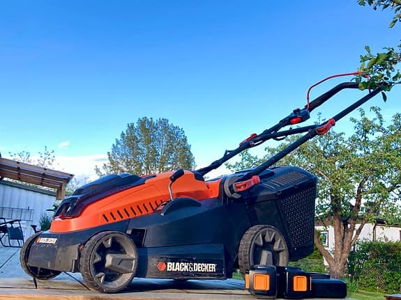 Black & Decker 36 V - gräsklippare