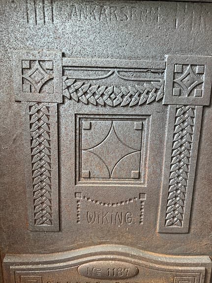 Ankarsrum Viking gjutjärnskamin brun