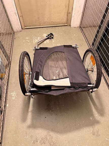 Cykelvagn för barn svart/grå