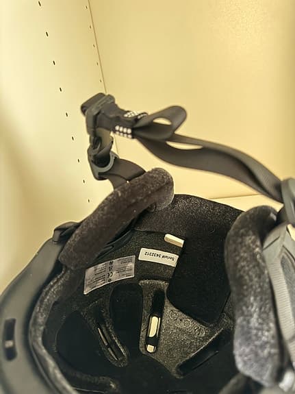 POC Fornix slalomhjälm stl 55-58cm svart