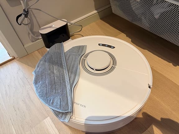 Roborock Q7 Max med moppfunktion.