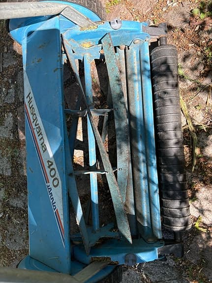Husqvarna 400 handgräsklippare blå