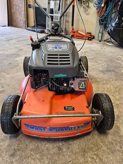 Husqvarna Master Garden gräsklippare bensin orange