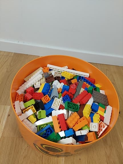 LEGO förvaringshuvud pumpa med blandade klossar