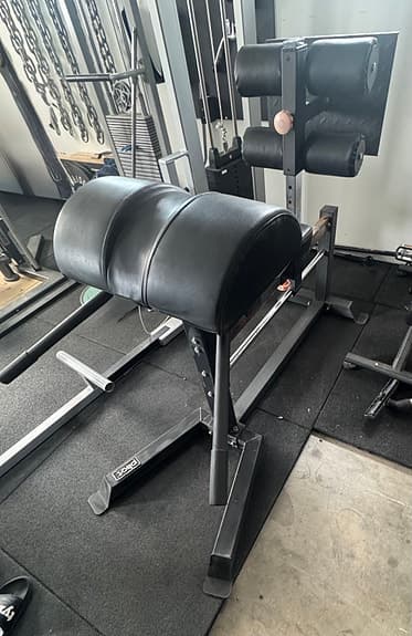 GHD ryggresningsbänk / glute ham raise samt mage